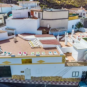 https://sunset-el-molledo.in-canary-islands.com